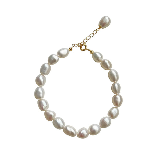 Enchanting Pearl Bracelet