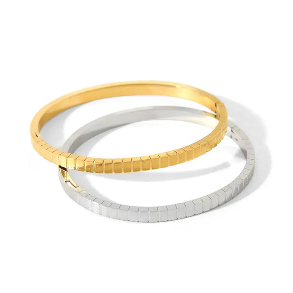 Vellichor Bangle